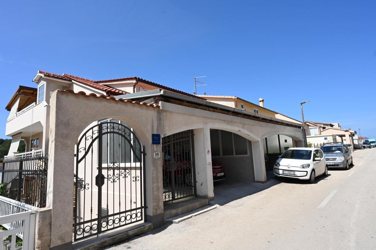 Apartment Kokolo Sea View Hvar Hvar Town Exterior photo